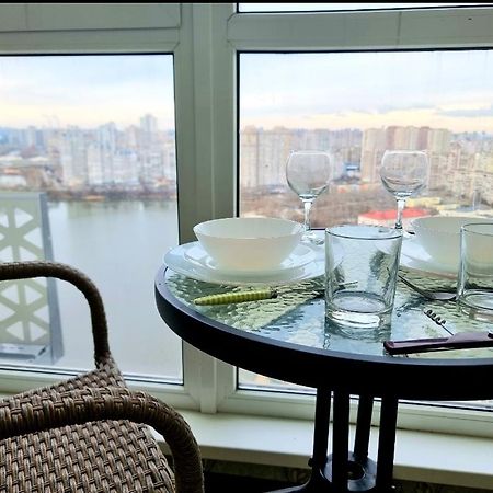 Your! Panoramic View Of The Lake! 키예프 외부 사진